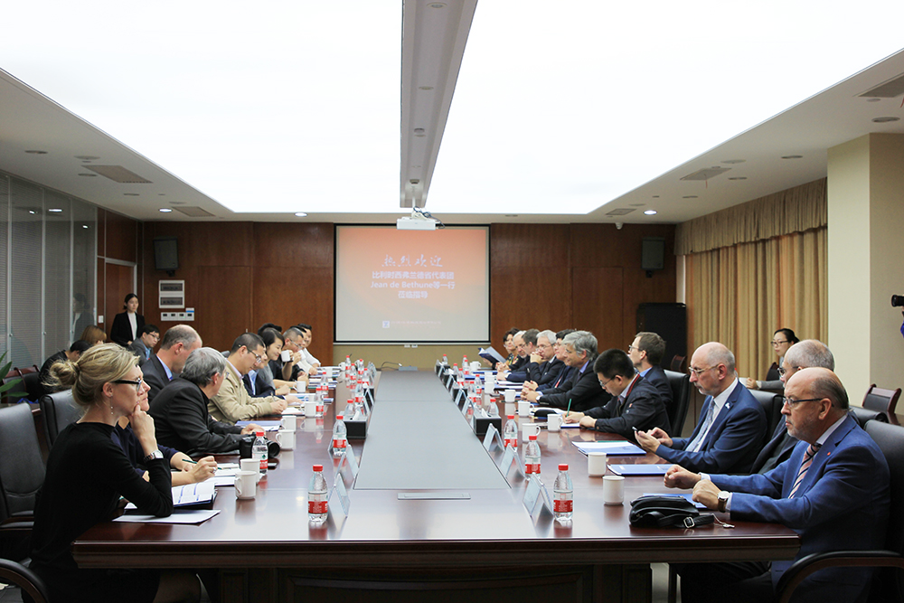 比利時(shí)西弗蘭德省副省長(zhǎng)讓·德貝通到訪太陽(yáng)成集團(tuán)tyc環(huán)境